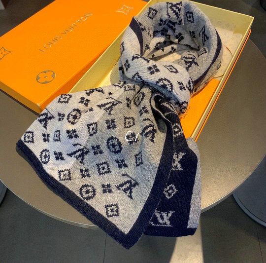 Wholesale Cheap LV Designer Scarves for Sale
