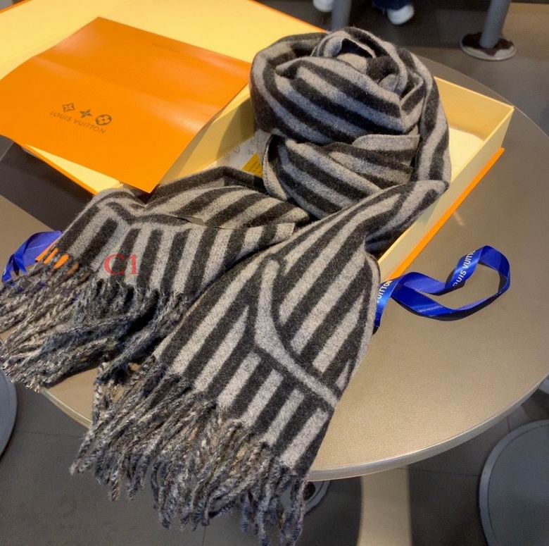 Wholesale Cheap LV Designer Scarves for Sale