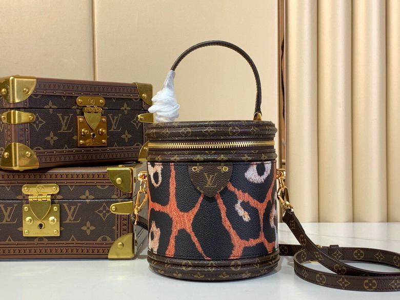 Wholesale AAA Quality Louis Vuitton Bolsa Cannes Outros Canvas Monogram M13846 Bucket bags for Sale