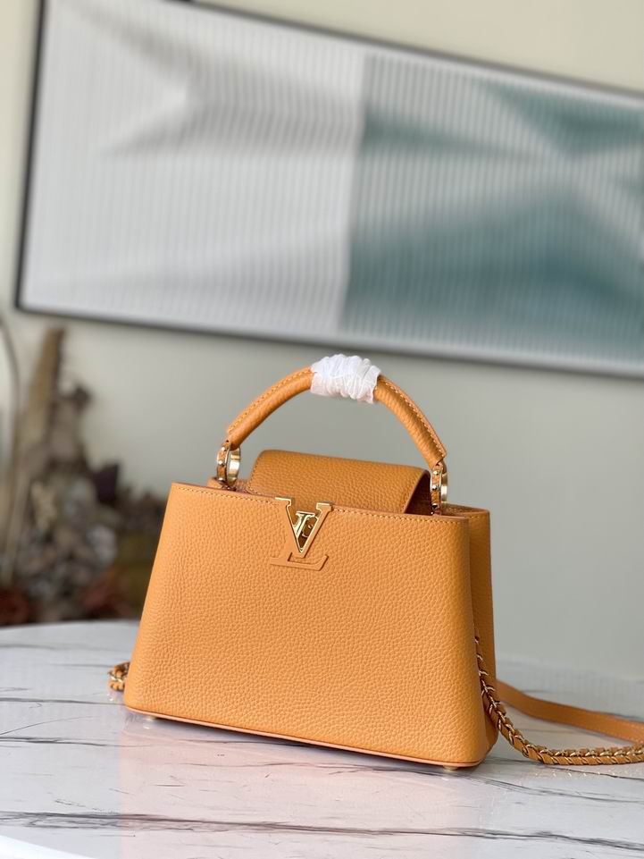 Wholesale Cheap Louis Vuitton Capucines WOMEN Leather Tote bags for Sale
