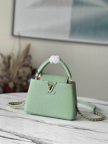 Wholesale Cheap Louis Vuitton Capucines Women Leather Tote bags for Sale