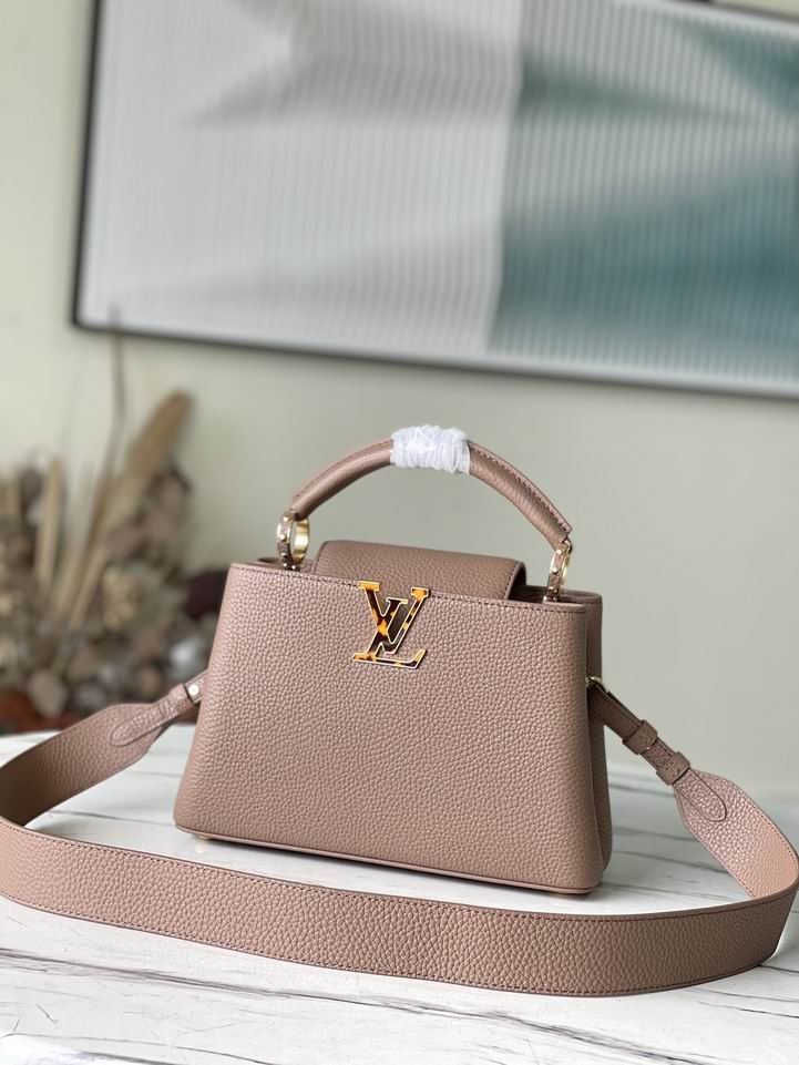 Wholesale Cheap Louis Vuitton Capucines Women Leather Tote bags for Sale