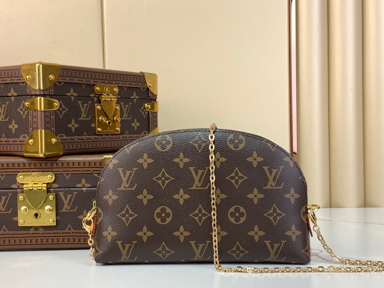 Wholesale High quality AAA Louis Vuitton Cosmetic Pouch MM Monogram Canvas m46579 Leather Bags for Sale