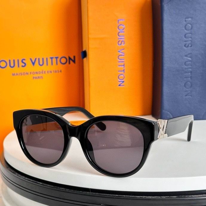 Wholesale Cheap High Quality Louis Vuitton Replica Sunglasses AAA for Sale