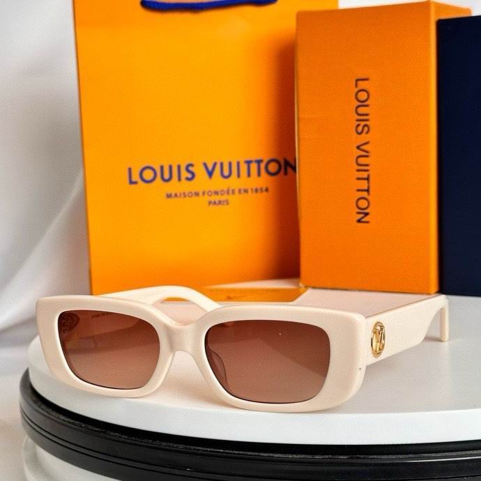 Wholesale Cheap High Quality Louis Vuitton Replica Sunglasses AAA for Sale