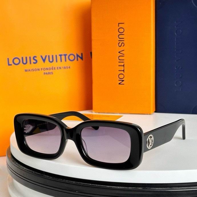 Wholesale Cheap High Quality Louis Vuitton Replica Sunglasses AAA for Sale