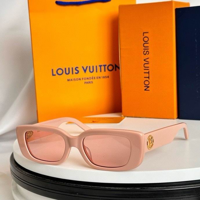 Wholesale Cheap High Quality Louis Vuitton Replica Sunglasses AAA for Sale