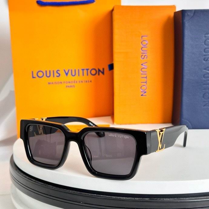 Wholesale Cheap High Quality Louis Vuitton Replica Sunglasses AAA for Sale