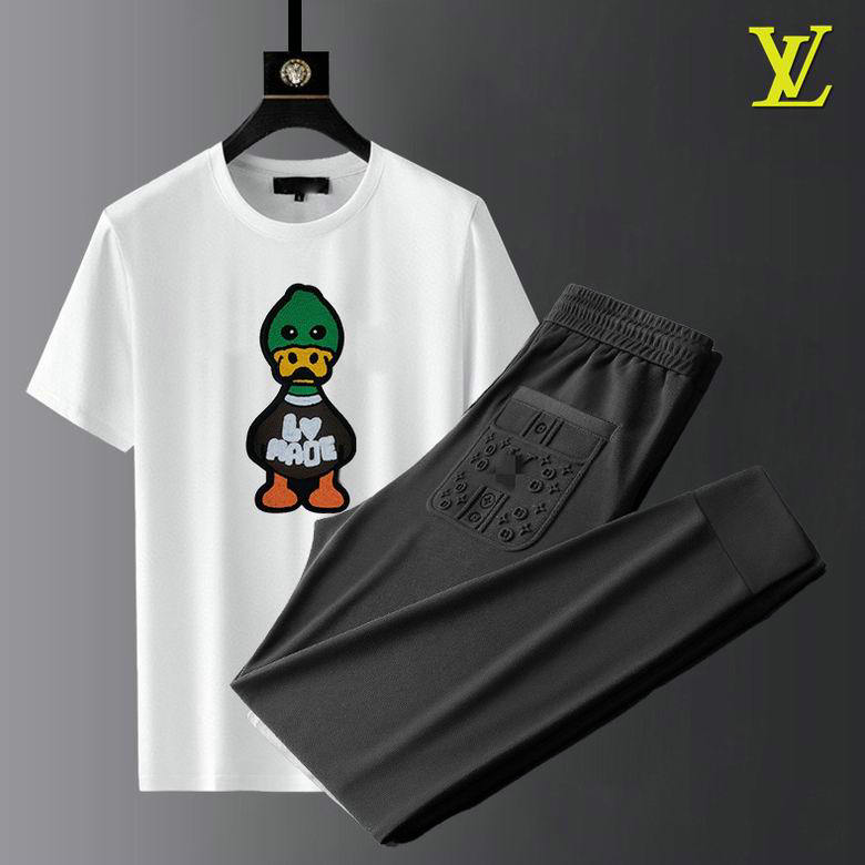 Wholesale Cheap LV Designer Tracksuits for Sale