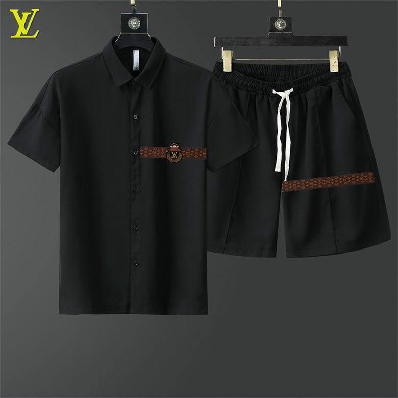 Wholesale Cheap Louis Vuitton Short Sleeve Casual Tracksuit for Sale