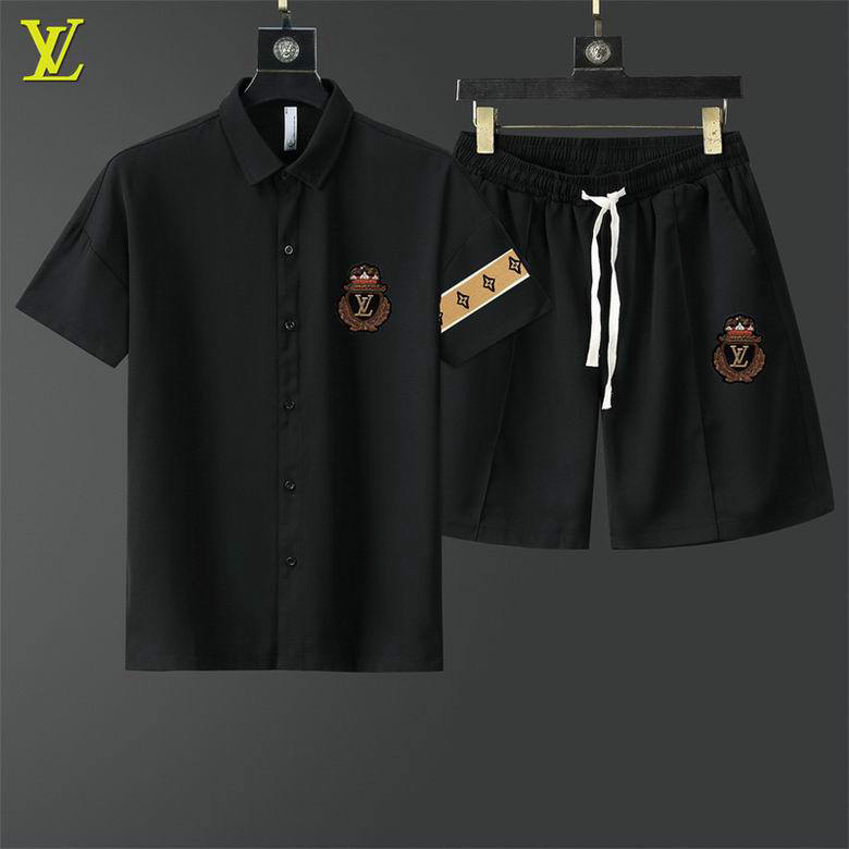 Wholesale Cheap Louis Vuitton Short Sleeve Casual Tracksuit for Sale