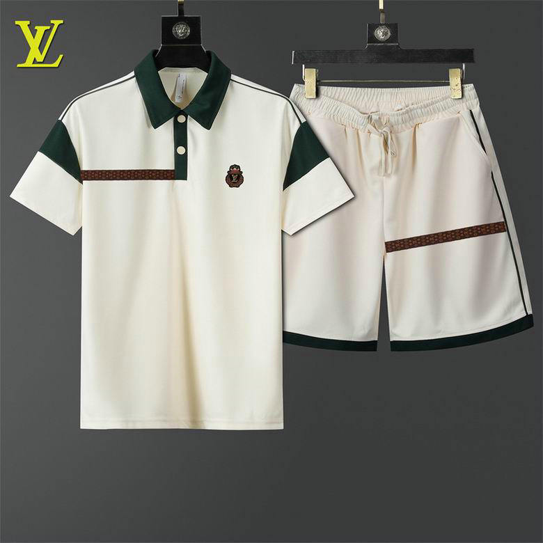 Wholesale Cheap Louis Vuitton Short Sleeve Casual Tracksuit for Sale