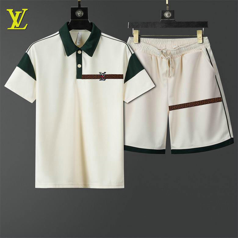 Wholesale Cheap Louis Vuitton Short Sleeve Casual Tracksuit for Sale