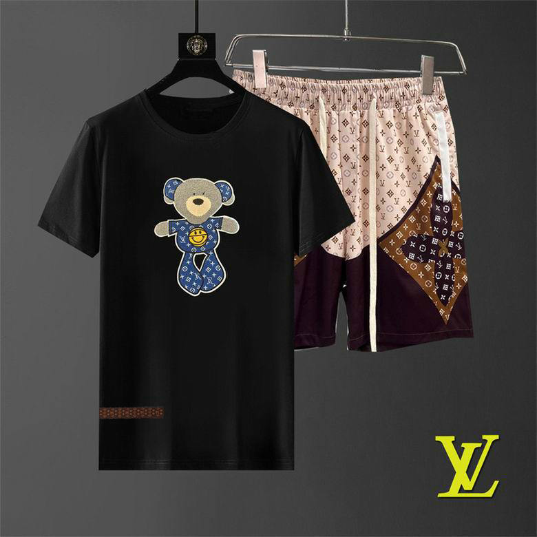 Wholesale Cheap Louis Vuitton Short Sleeve Casual Tracksuit for Sale