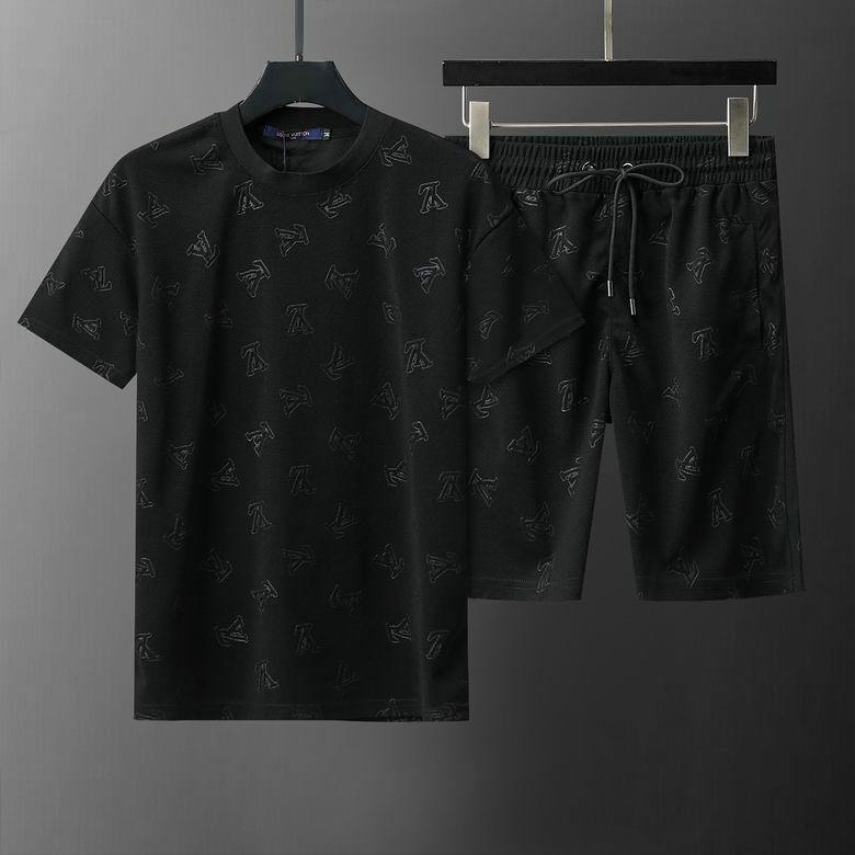 Wholesale Cheap Louis Vuitton Short Sleeve Tracksuits for Sale