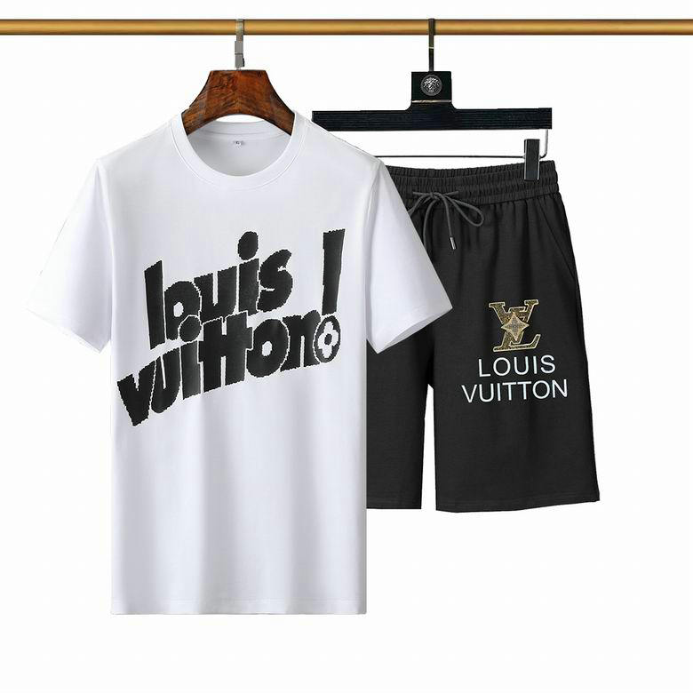 Wholesale Cheap LV mens Short Sleeve Tracksuit for Sale