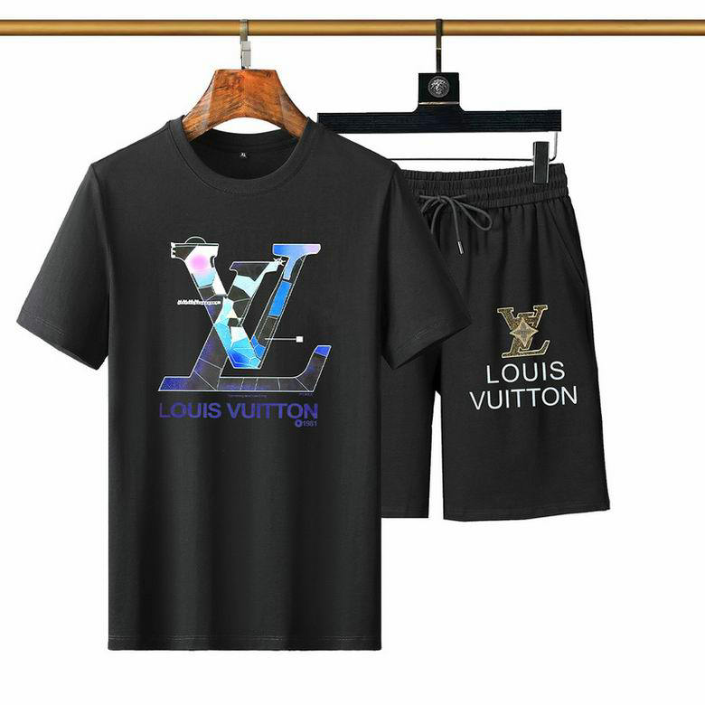 Wholesale Cheap Louis Vuitton Short Sleeve Casual Tracksuit for Sale