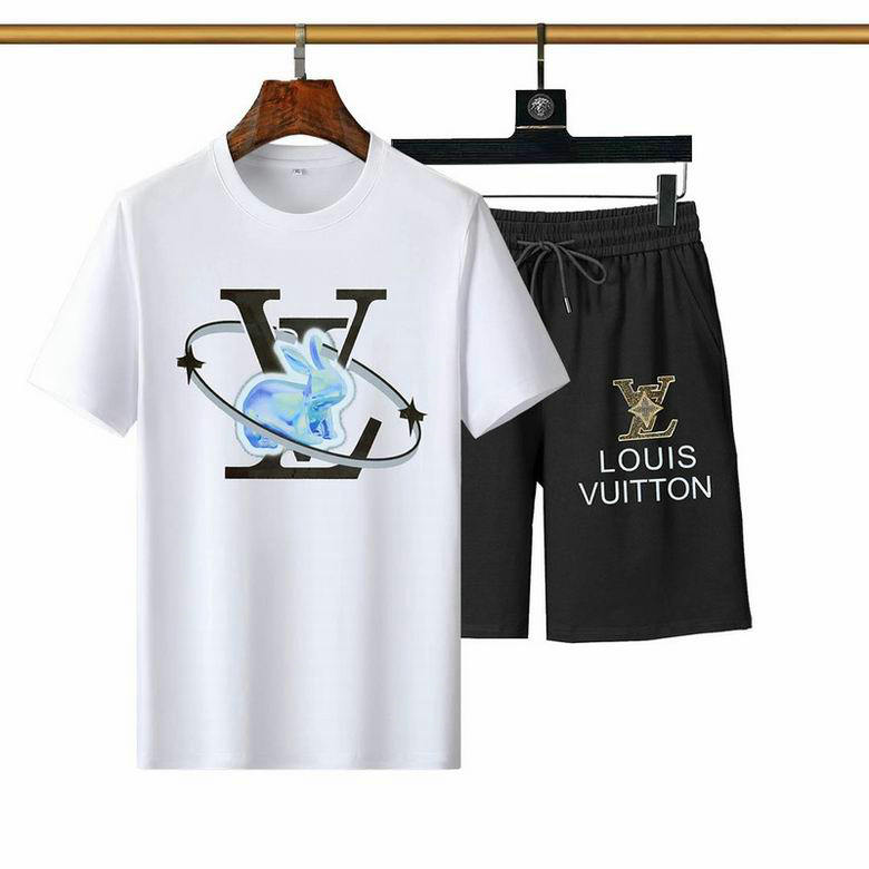 Wholesale Cheap Louis Vuitton Short Sleeve Casual Tracksuit for Sale
