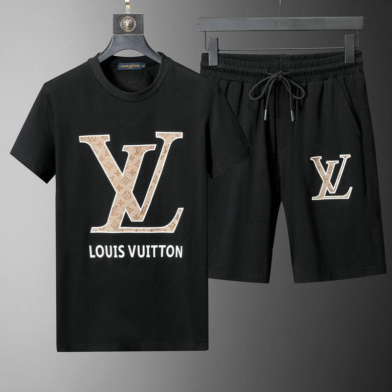 Wholesale Cheap Louis Vuitton Short Sleeve Casual Tracksuit for Sale