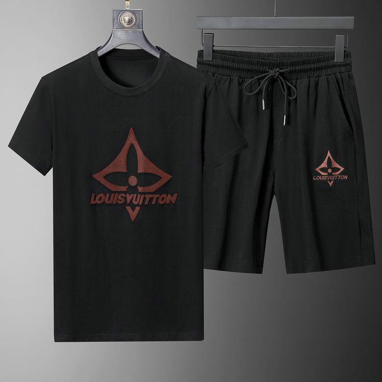 Wholesale Cheap Louis Vuitton Short Sleeve Casual Tracksuit for Sale