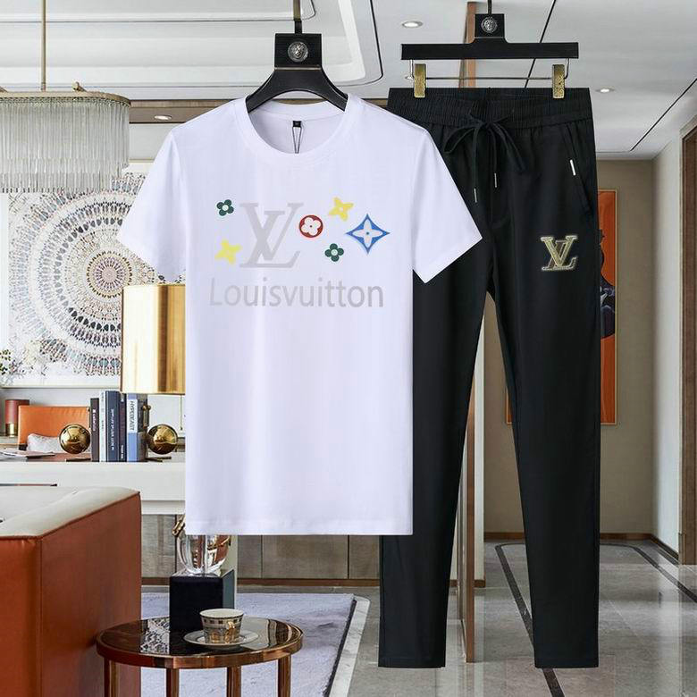 Wholesale Cheap Louis Vuitton Short Sleeve Casual Tracksuits for Sale