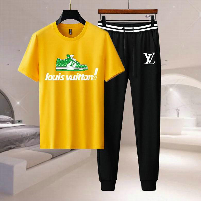 Wholesale Cheap LV Short Sleeve Tracksuits for Sale