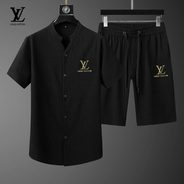 Wholesale Cheap LV mens Short Sleeve Tracksuit for Sale