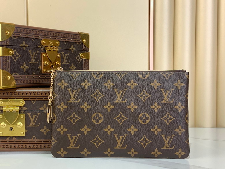 Wholesale AAA Louis Vuitton M Key Pouch Monogram Canvas Brown Wallet for Sale