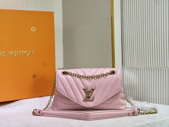 Wholesale Cheap Louis Vuitton LV New Wave Chain Bags for Sale