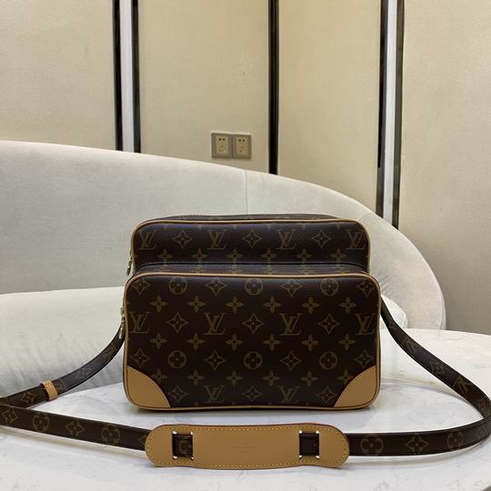 LOUIS VUITTON Monogram Nile M45244 Cross Body Bags