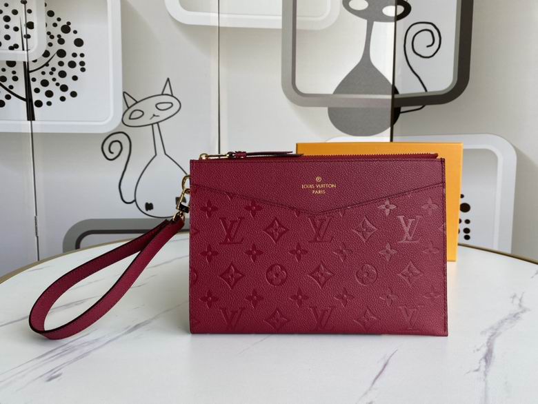 Wholesale High quality AAA Louis Vuitton Pochette Voyage Replica Designer Clutches Bags for Sale
