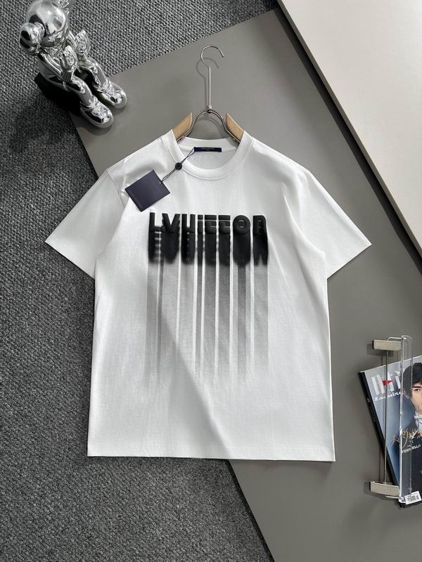 Wholesale High-quality Cheap LV Women's Short Sleeve Crew Neck Replica Designer T Shirts for sale