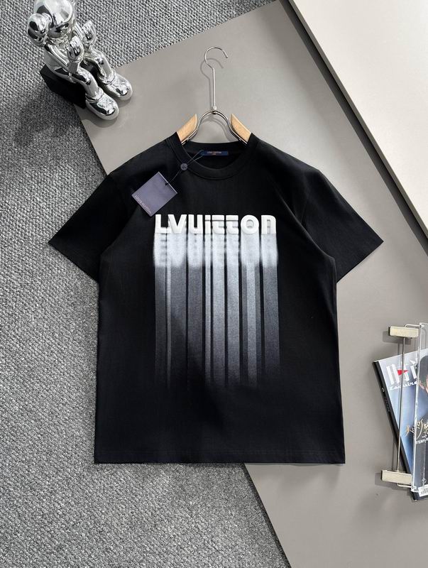 Wholesale High-quality Cheap LV Women's Short Sleeve Crew Neck Replica Designer T Shirts for sale