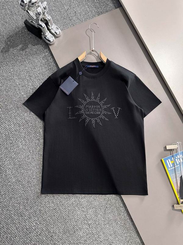Wholesale High-quality Cheap LV Women's Short Sleeve Crew Neck Replica Designer T Shirts for sale