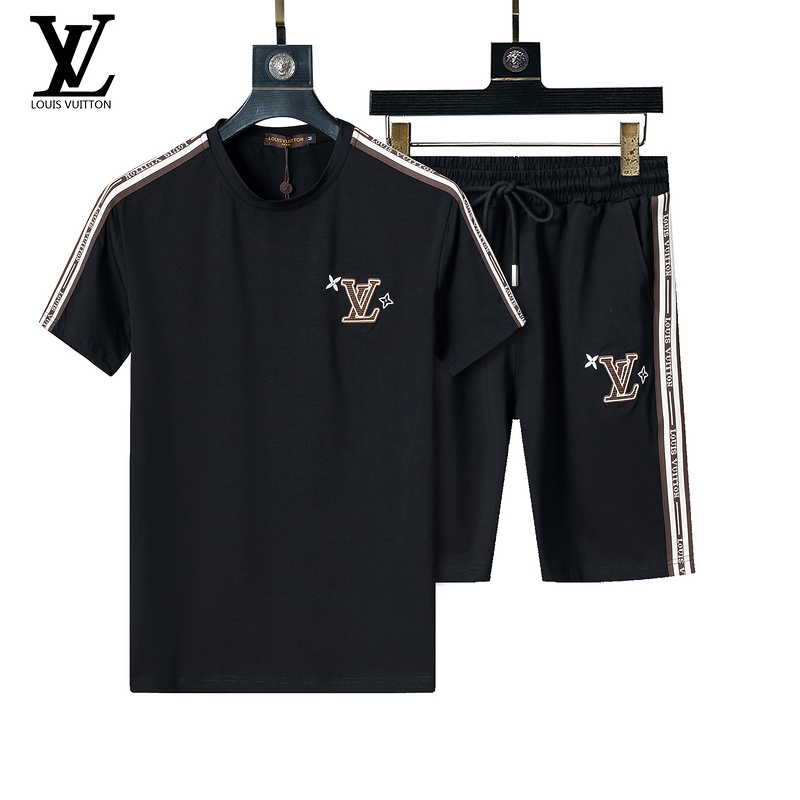 Wholesale Cheap L.ouis Vuitton Short Sleeve Designer Tracksuits for Sale