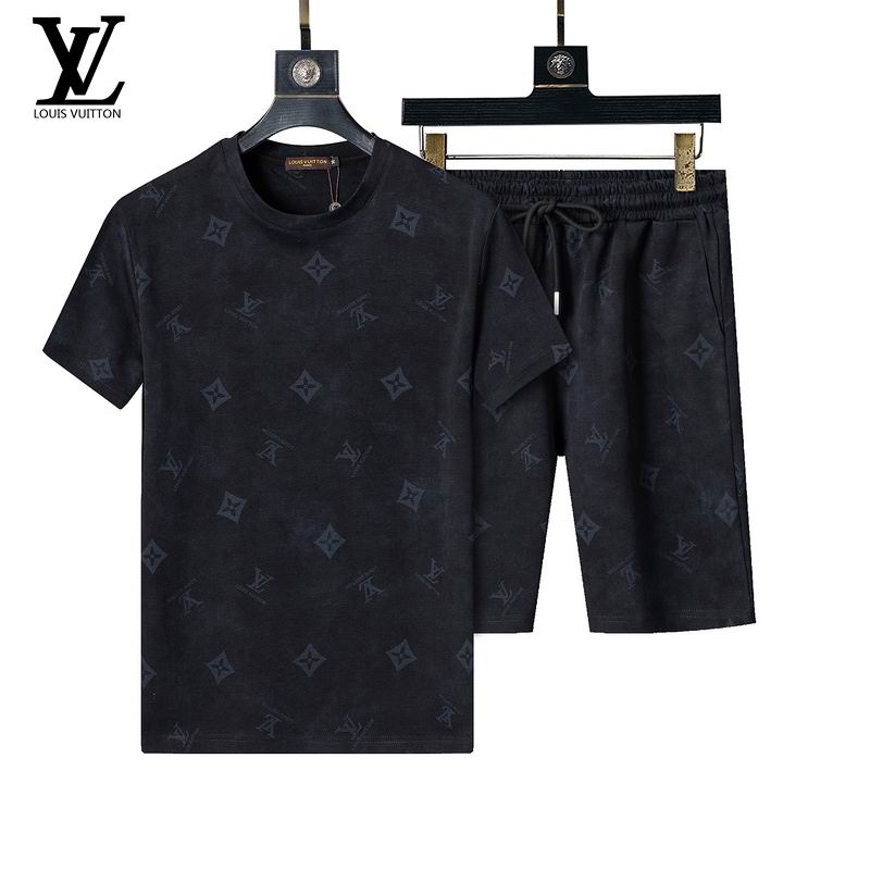 Wholesale Cheap L.ouis Vuitton Short Sleeve Designer Tracksuits for Sale