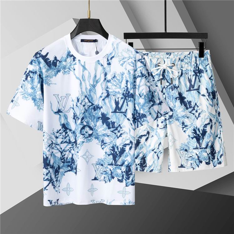 Wholesale High-quality LV Fashion Short Sleeve Replica Designer Tracksuits for sale