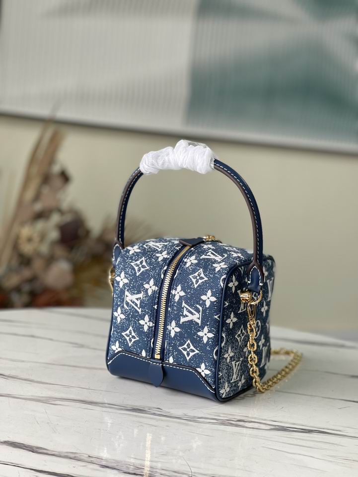 Louis Vuitton Monogram Denim SQUARE Bag M59611