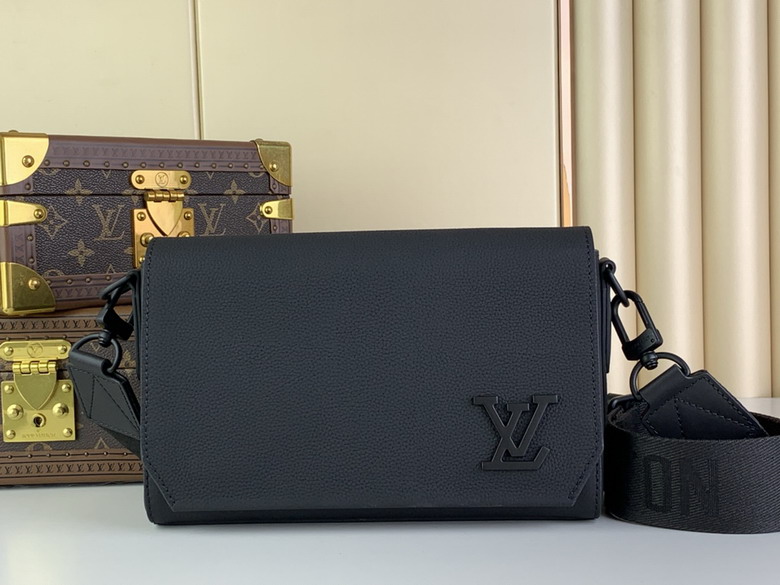 Wholesale AAA Quality Louis Vuitton Takeoff PM Aerogram Messenger Bags for Sale