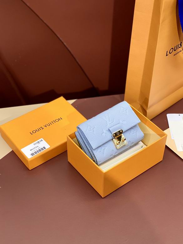 Wholesale Cheap AAA Louis Vuitton Folding M82926 Wallets Card Holder for Sale