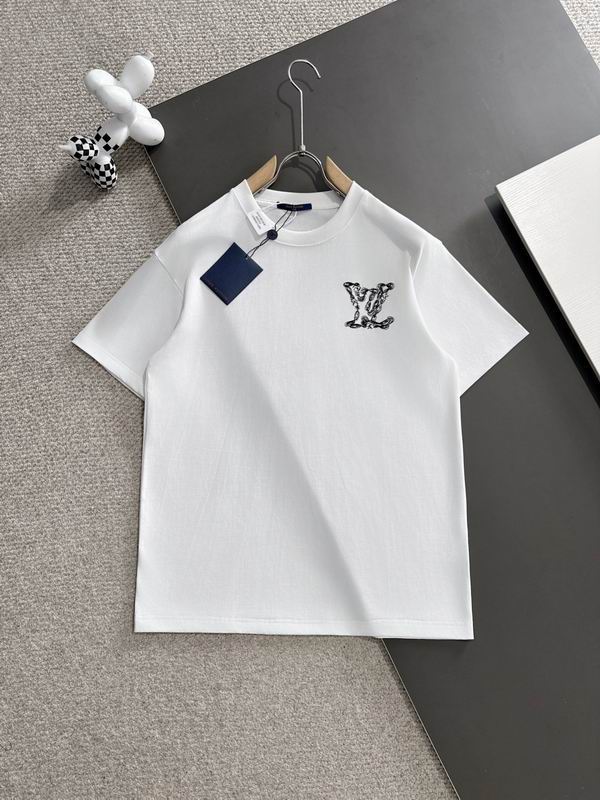 Wholesale High-quality Cheap LV Women's Short Sleeve Crew Neck Replica Designer T Shirts for sale