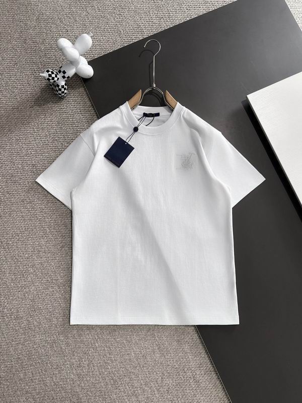 Wholesale High-quality Cheap LV Women's Short Sleeve Crew Neck Replica Designer T Shirts for sale