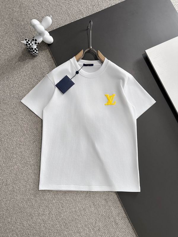 Wholesale High-quality Cheap LV Women's Short Sleeve Crew Neck Replica Designer T Shirts for sale