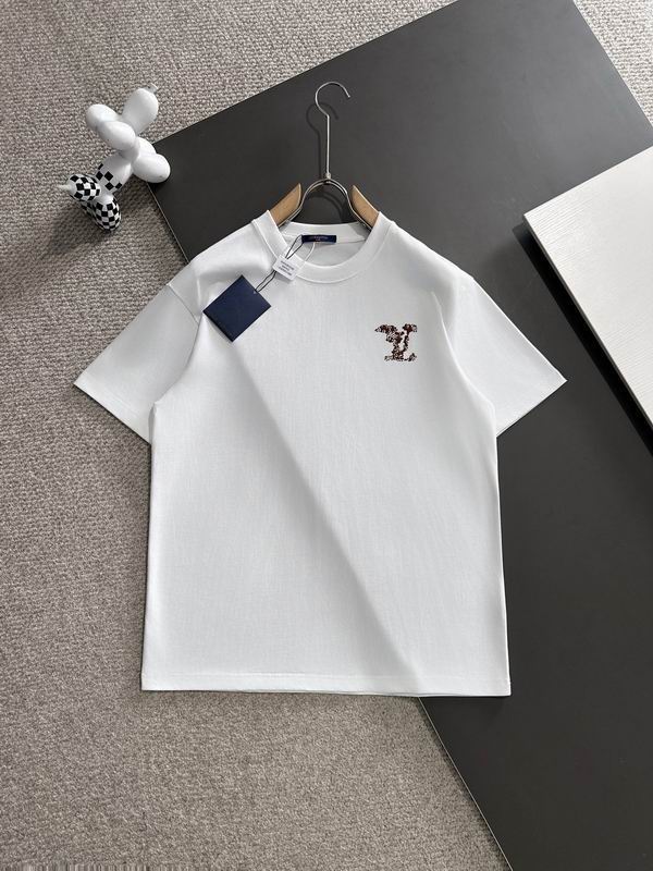 Wholesale High-quality Cheap LV Women's Short Sleeve Crew Neck Replica Designer T Shirts for sale