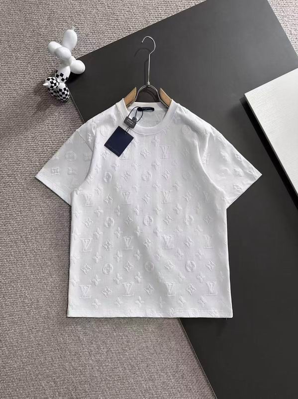 Wholesale High-quality Cheap LV Women's Short Sleeve Crew Neck Replica Designer T Shirts for sale