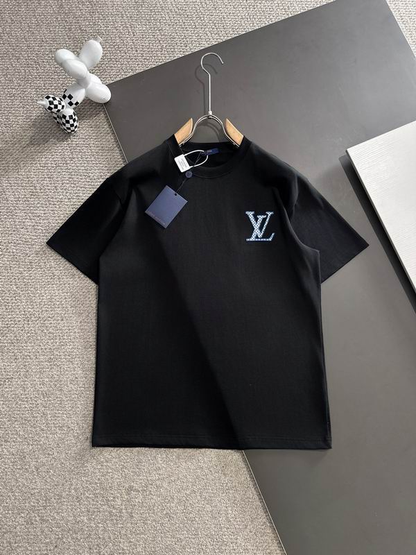Wholesale High-quality Cheap LV Women's Short Sleeve Crew Neck Replica Designer T Shirts for sale