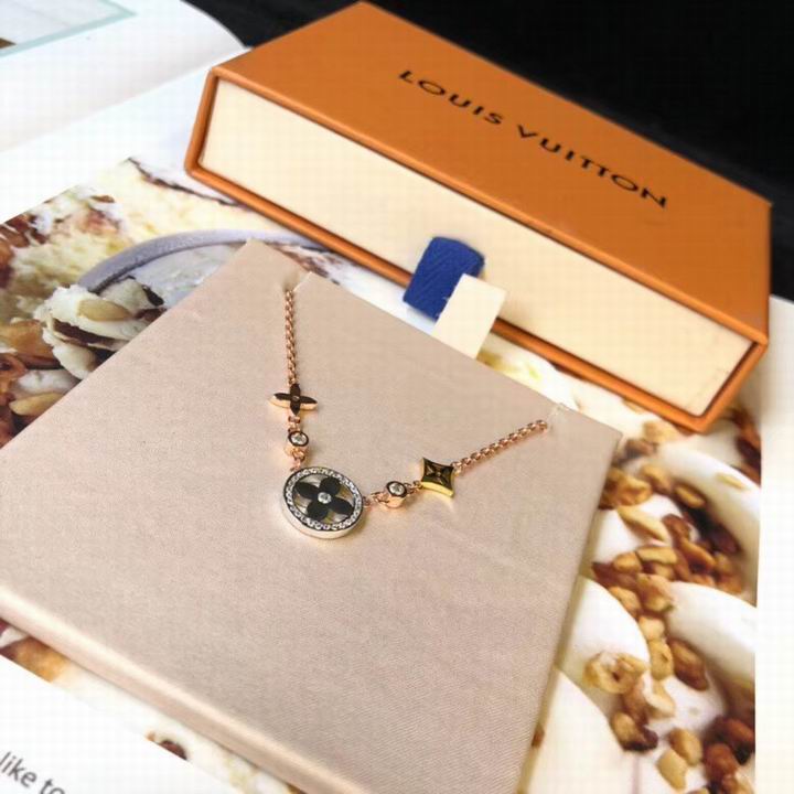 Wholesale Cheap Louis Vuitton Bracelet for Sale
