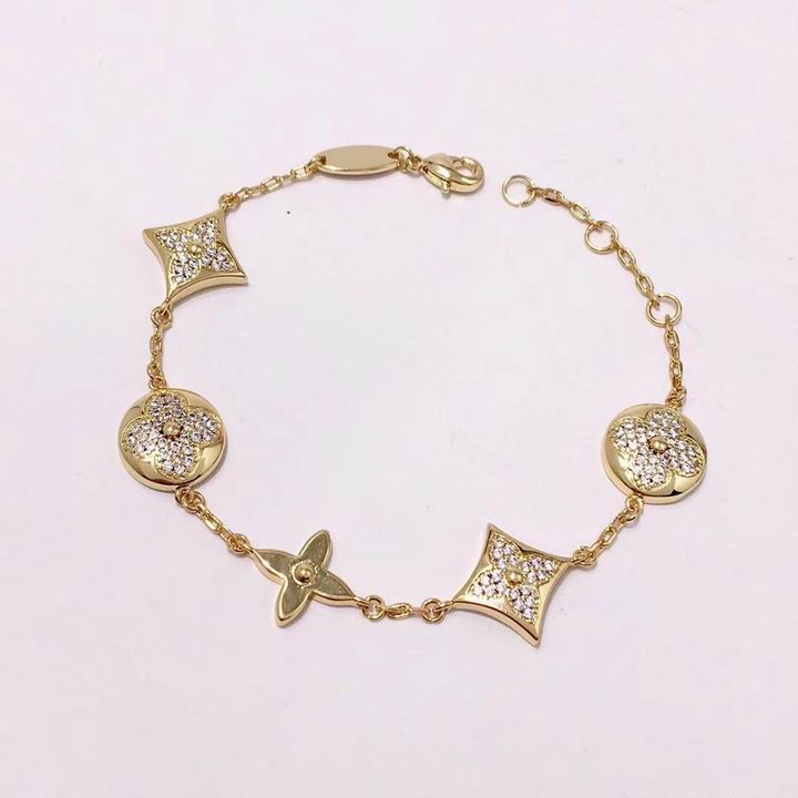 Wholesale Cheap Louis Vuitton Bracelet for Sale
