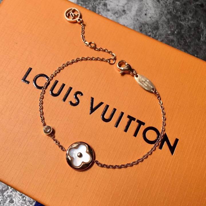 Wholesale Cheap Louis Vuitton Bracelet for Sale