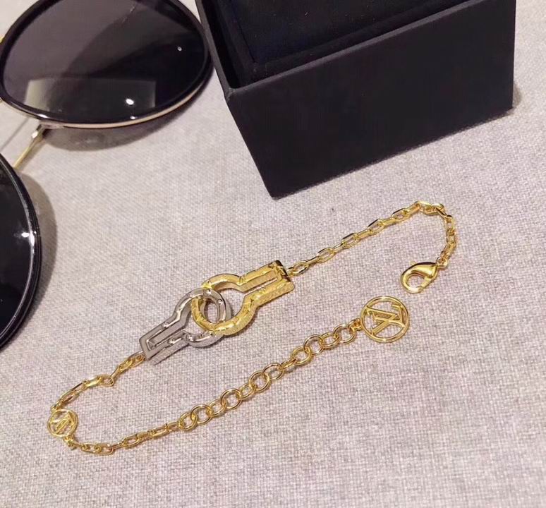Wholesale Cheap Louis Vuitton Bracelet for Sale